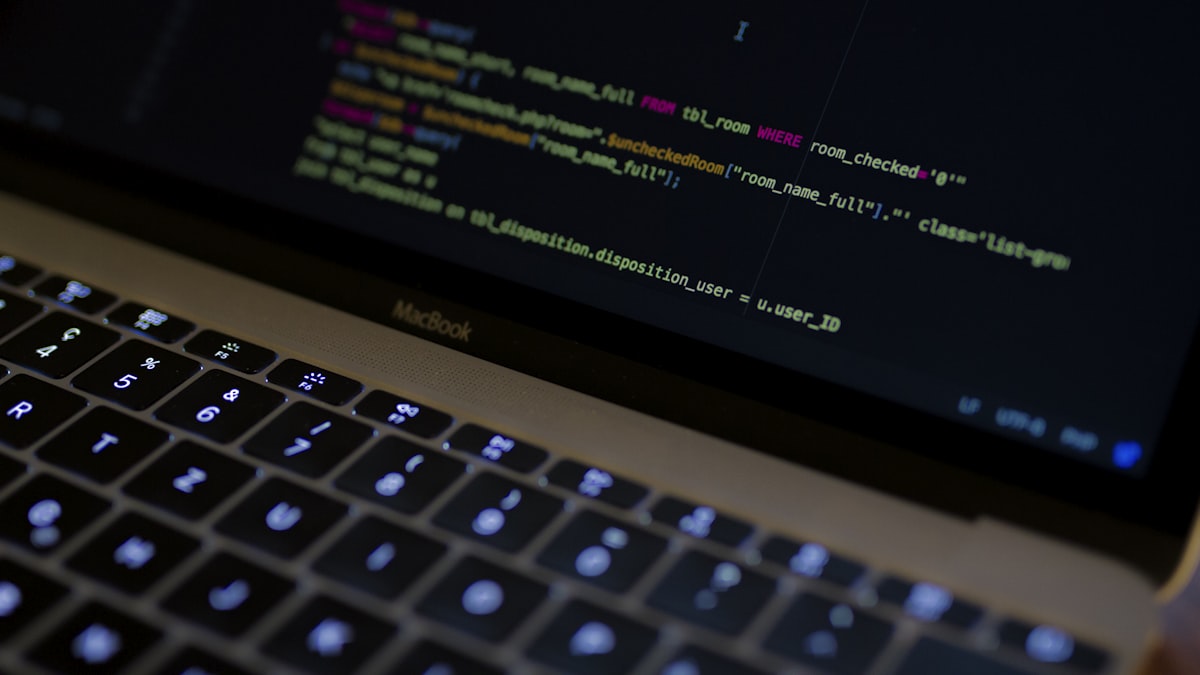 Antigravity mi, Cursor mı, Claude Code mu? 2026 Yapay Zeka Kod Aracı Karşılaştırması