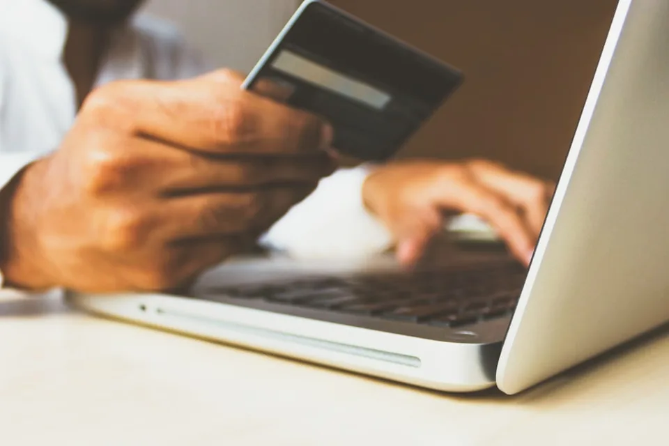 E-Ticaret Şirketleri için Yapay Zeka Eğitimi